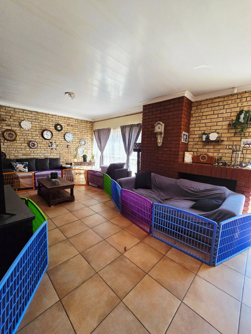 3 Bedroom Property for Sale in Flamwood North West